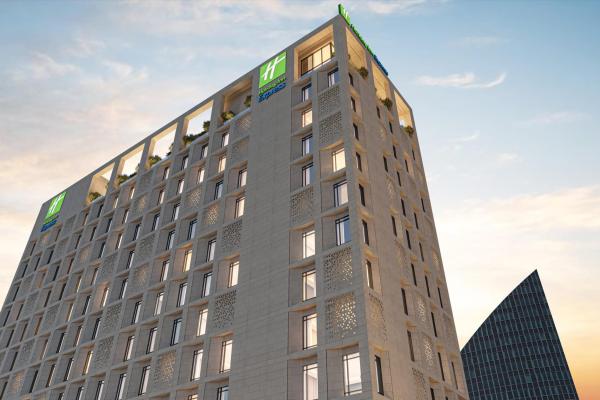 Holiday INN Express Hotel